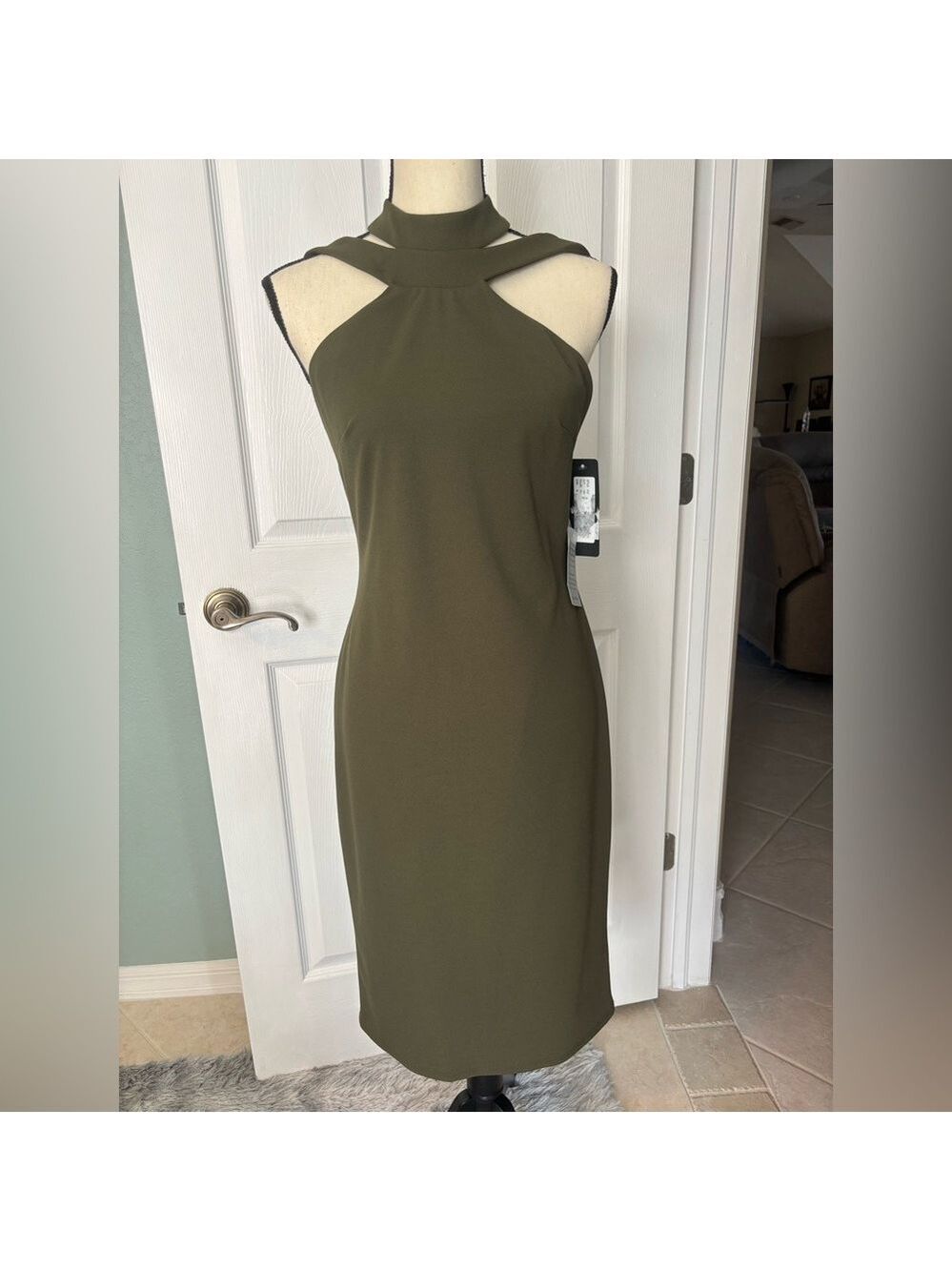 Bebe Strappy Halter Party Dress with Button Back Choker. Olive, Lined NWT Sz 8